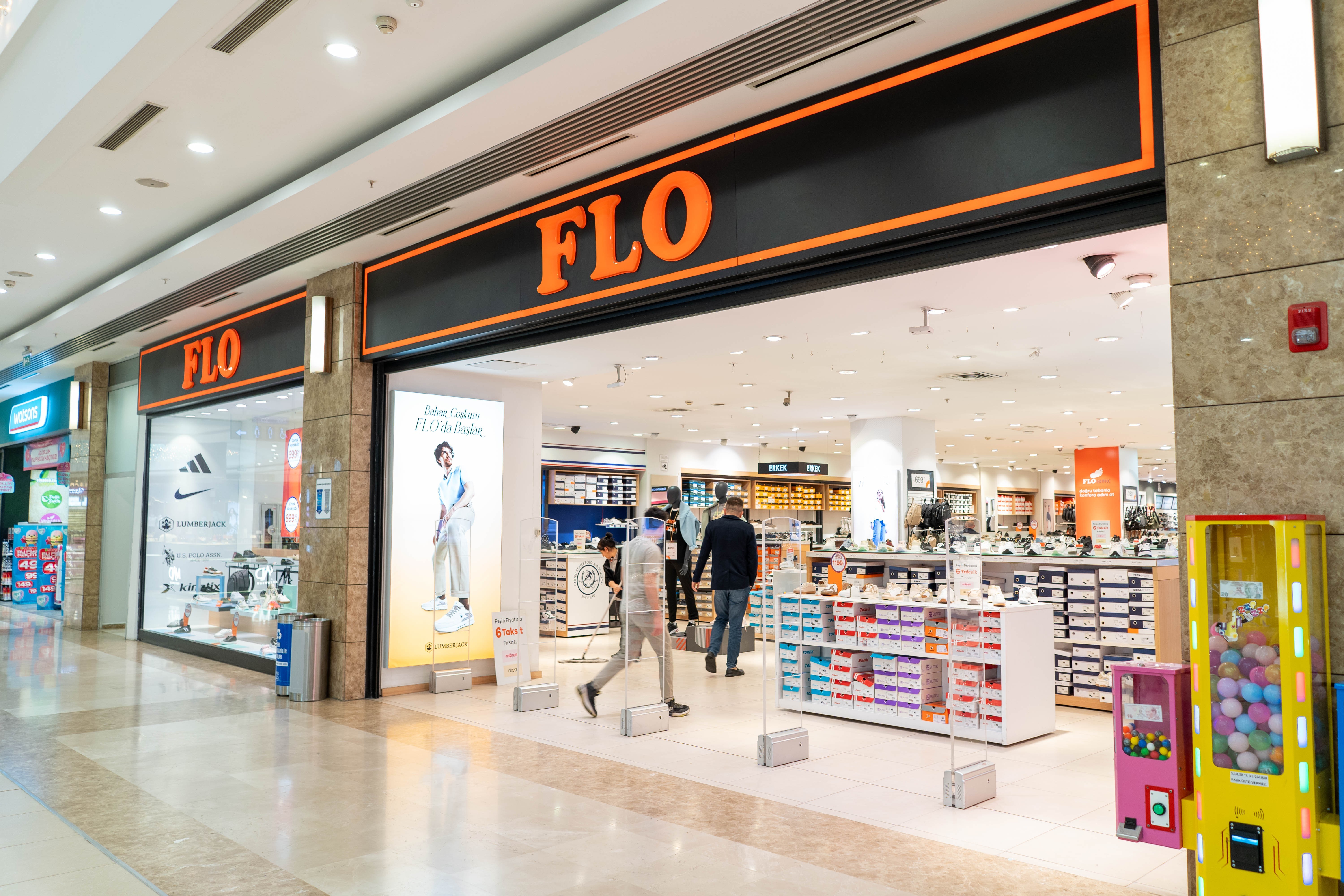 FLO